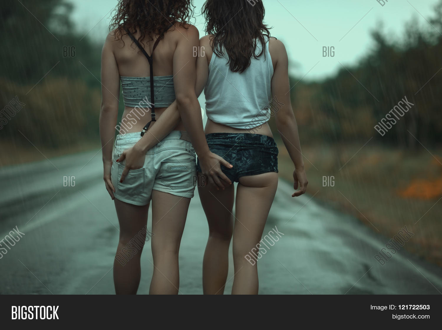 lesbian ass lesbian ass