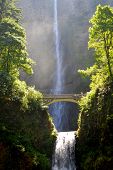 pic of bridge  - Multnomah waterfalls with bridge and water in background - JPG 