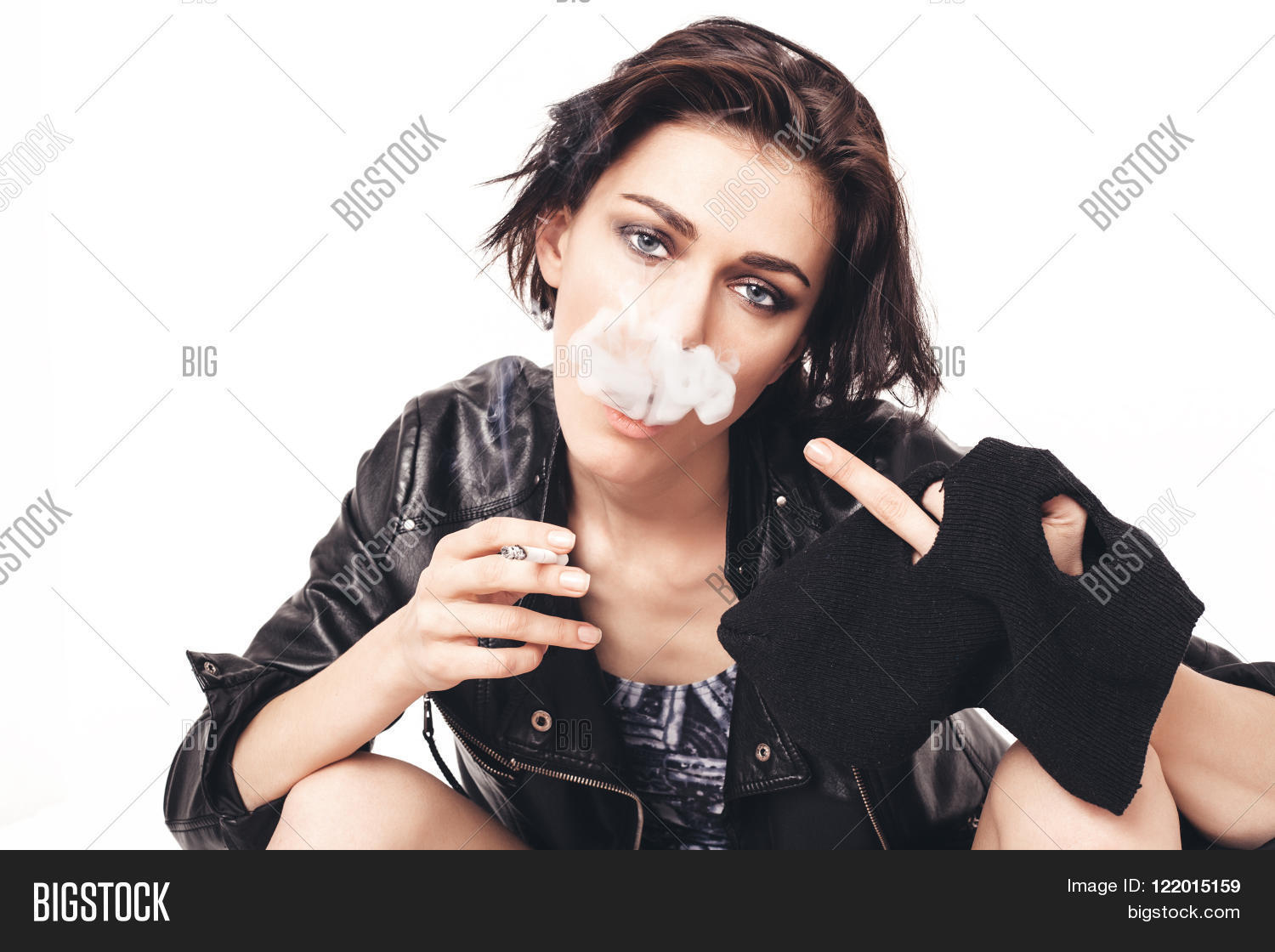 smoking girls middle finger new pictures of nudist boys