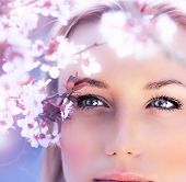 picture of nature  - Sensual portrait of a spring woman - JPG 