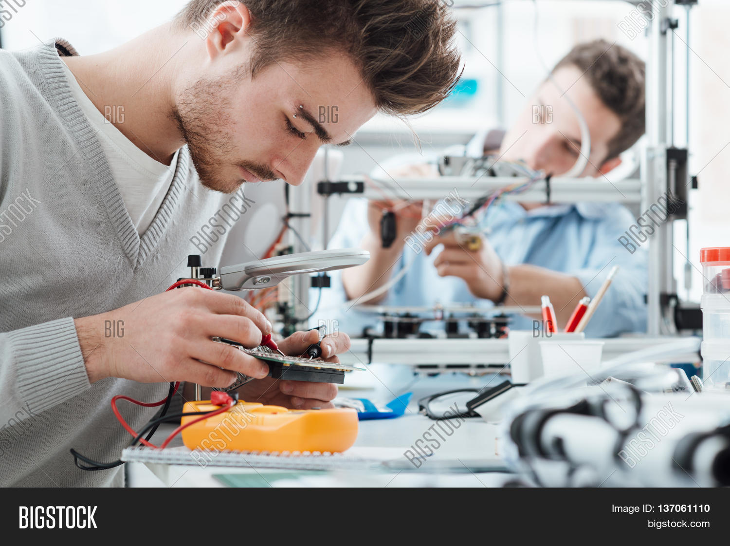 Engineering Students Working In The Lab Stock Photo & Stock Images