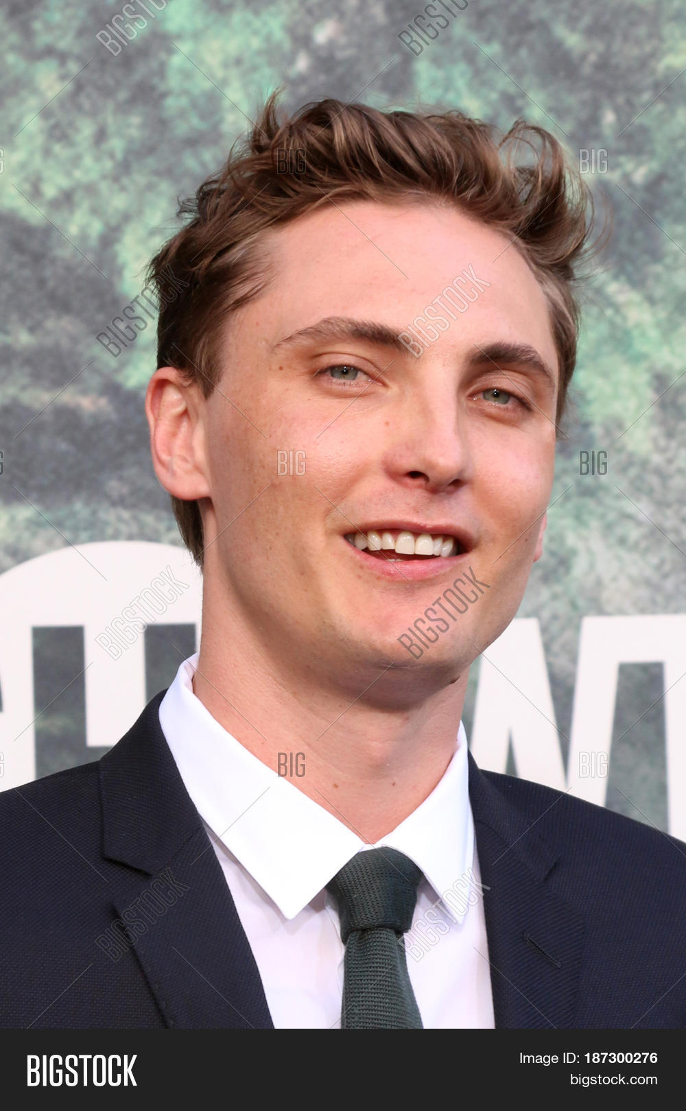 Eamon Farren Eamon Farren