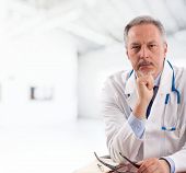 picture of medical doctors  - Portrait of an experienced doctor - JPG 