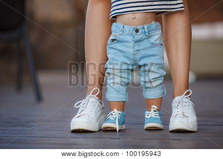 The first steps of the kid