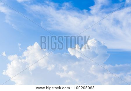 Beautiful Clouds And Sky In The Good Day