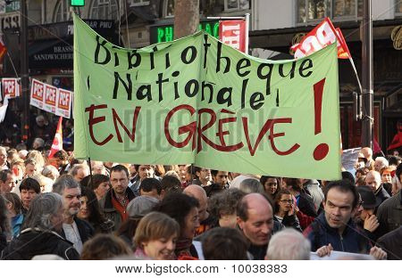 Pensione sciopero a Parigi