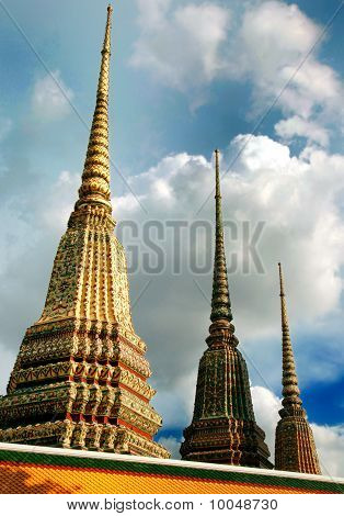 Più alto stupa più grande al Wat Pho