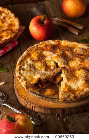Fresh Homemade Apple Pie
