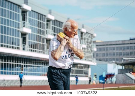 old man shot put