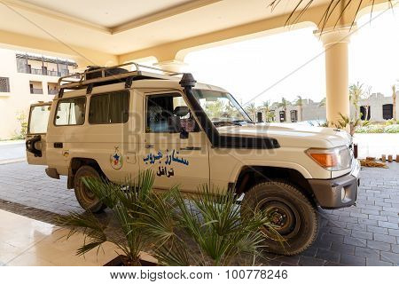 Safari Jeep Waiting For Tourists For Making Trip