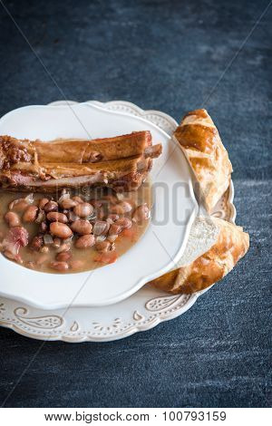 Cooked Beans With Ribs