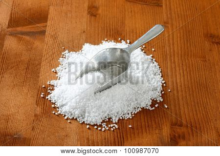 scoop of coarse sea salt
