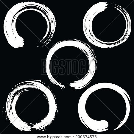 Zen Circle Brush Set. Black and White. Vector Illustration