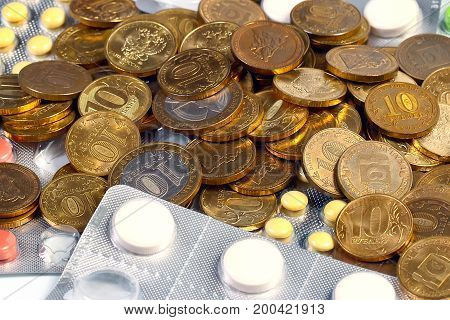 Russian melallic ruble and tablet drugs as an element of health