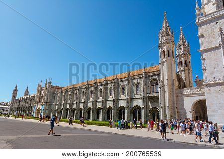Mosterio Dos Jeronimos Architecture Destination Sightseeing Exterior On Hot Summer Day August 2017