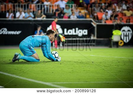 VALENCIA, SPAIN - AUGUST 18: Neto during Spanish La Liga match between Valencia CF and Las Palmas UD at Mestalla Stadium on August 18, 2017 in Valencia, Spain