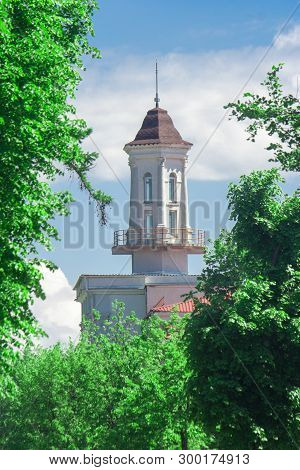 A Small Turret With A Spire And An Empty Panoramic Terrace Around The Walls Was Built In A Non-class