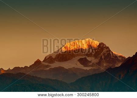 Beautiful First Light From Sunrise On Mount Kanchenjugha, Himalayan Mountain Range, Sikkim, India. O