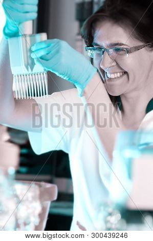 Scientist Tunes Multichannel Pipette For High Throughput Dna Analysis