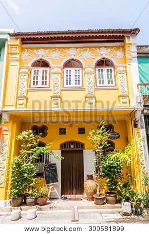 Phuket, Thailand - May 5th 2010: Sino Portuguese Architecture On Soi Romanee. The Area Was A Former 