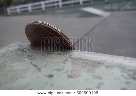 Skateboard Leaning