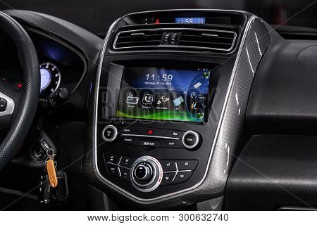 Novosibirsk, Russia - May 10, 2019:  Lifan X60,close-up Of The Dashboard, Adjustment Of The Blower, 
