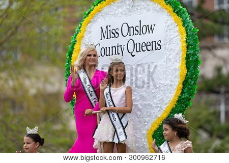 Wilmington, North Carolina, Usa - April 6, 2019: The North Carolina
Azalea Festival, Float Carrying 
