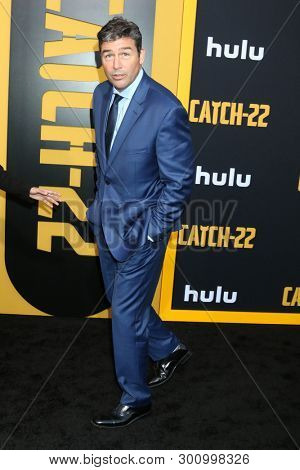 LOS ANGELES - MAY 7:  Kyle Chandler at the 