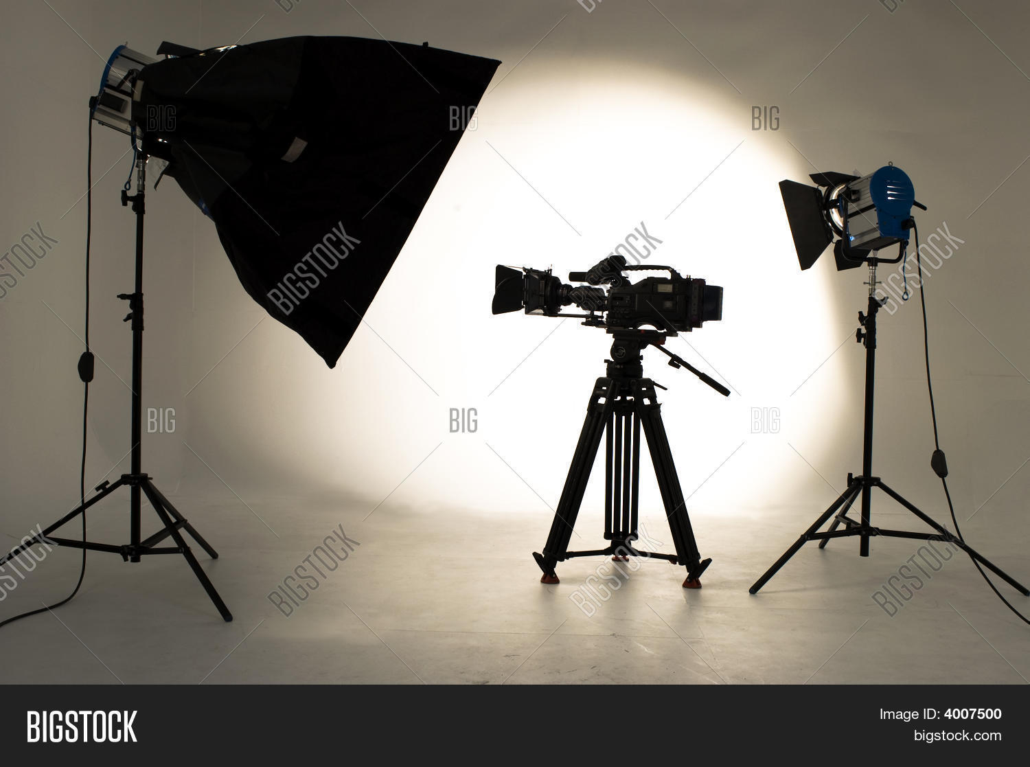 Studio Lighting Image & Photo (Free Trial) | Bigstock