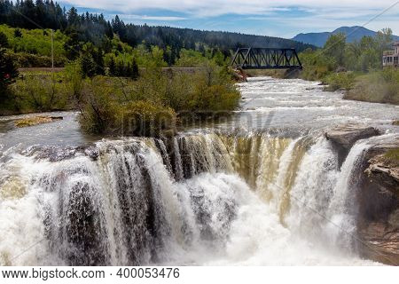 Thunder Water Over Te Falls In Early Spring. Lundbeck Falls Pra, Alberta, Canada