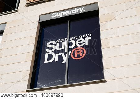 Bordeaux , Aquitaine  France - 12 15 2020 : Superdry Logo Text And Brand Sign Of Fashion Store Of Br