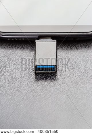 Smartphone With Usb Otg Data Attached On