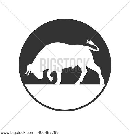 Bull Graphic Icon. Bullock Sign In The Circle Isolated On White Background. Ox Symbol. Vector Illust