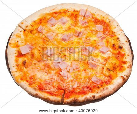 italienische Pizza mit Prosciutto cotto