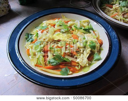 Ramen Noodles and Fresh Vegetables
