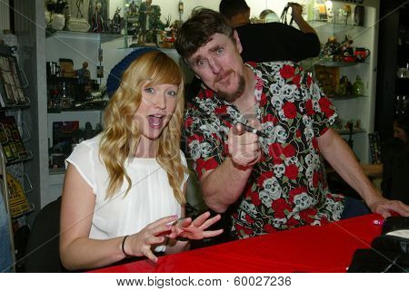 BURBANK, CA - FEBRUARY 16: Sarah Stouffer and Pat Jankiewicz attends the 