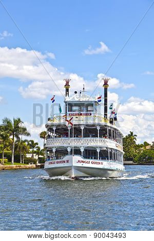 Cruise With Jungle Queen Riverboat