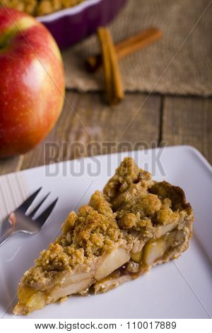 Apple pie with crumble.