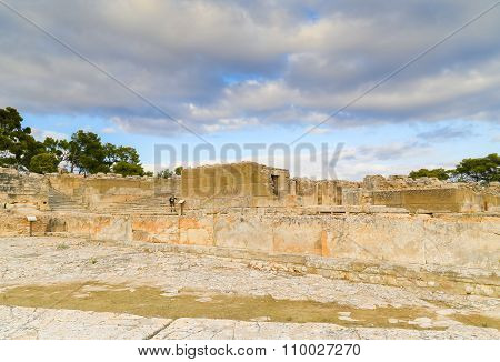 Visiting Phaistos