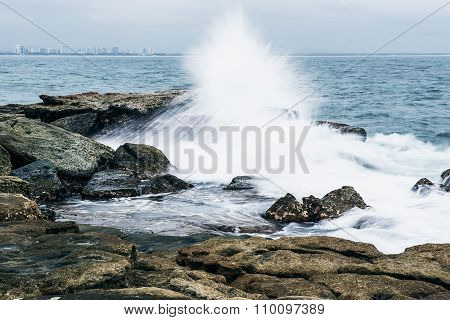 Rocks and waves at Point Cartwright