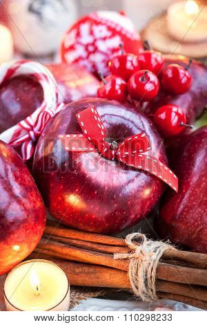 Christmas ?omposition With Red Apples