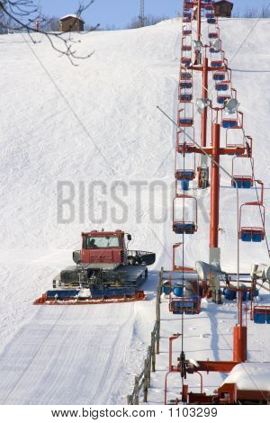 Snowcat i Wyciąg narciarski