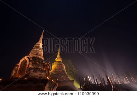 Ancient Buddhist Temple Ruins At Night In Sukhothai Historical Par