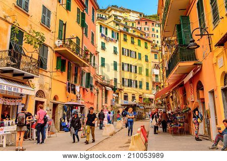 Rio Maggiore, Cinque Terre, Italy
