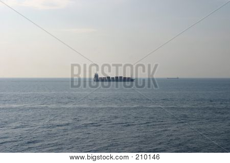 Elemento portante del contenitore sul mare