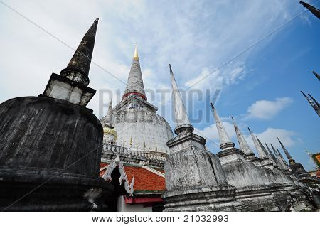 เจดีย์ในวัดไทย
