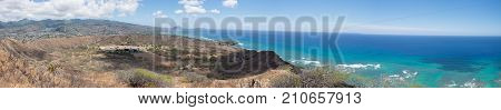 Diamond Head State Monument - Hawaii - Pacific Ocean
