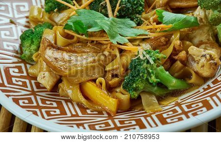 Chicken Chop Suey