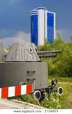 Оружие и строительство