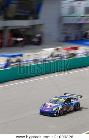 チーム侍マレーシア スーパー レースでの肖像画を表示